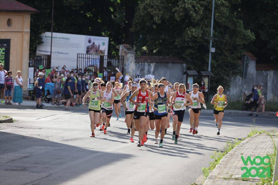 Women's Mass Start. Photo credit: by Petr Kadeřávek