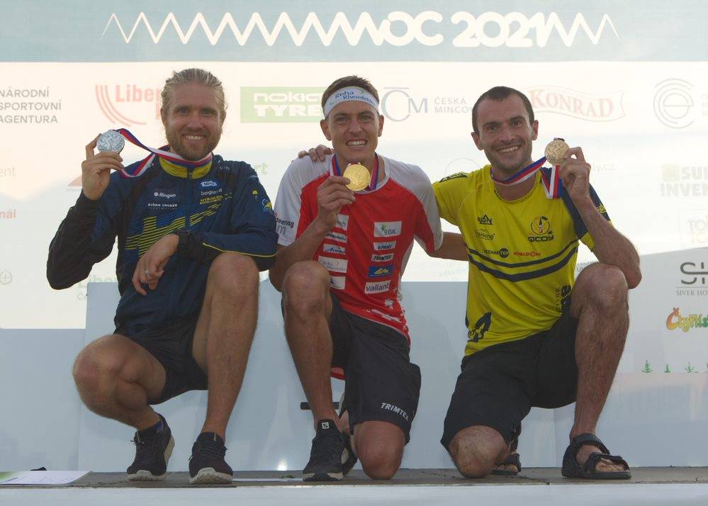 Men's Middle distance medal winners